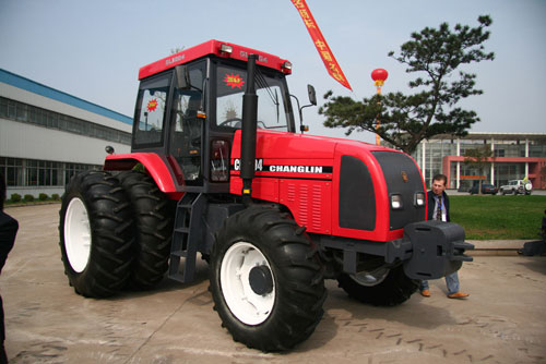 CHINESE tractor CHINESE tractor